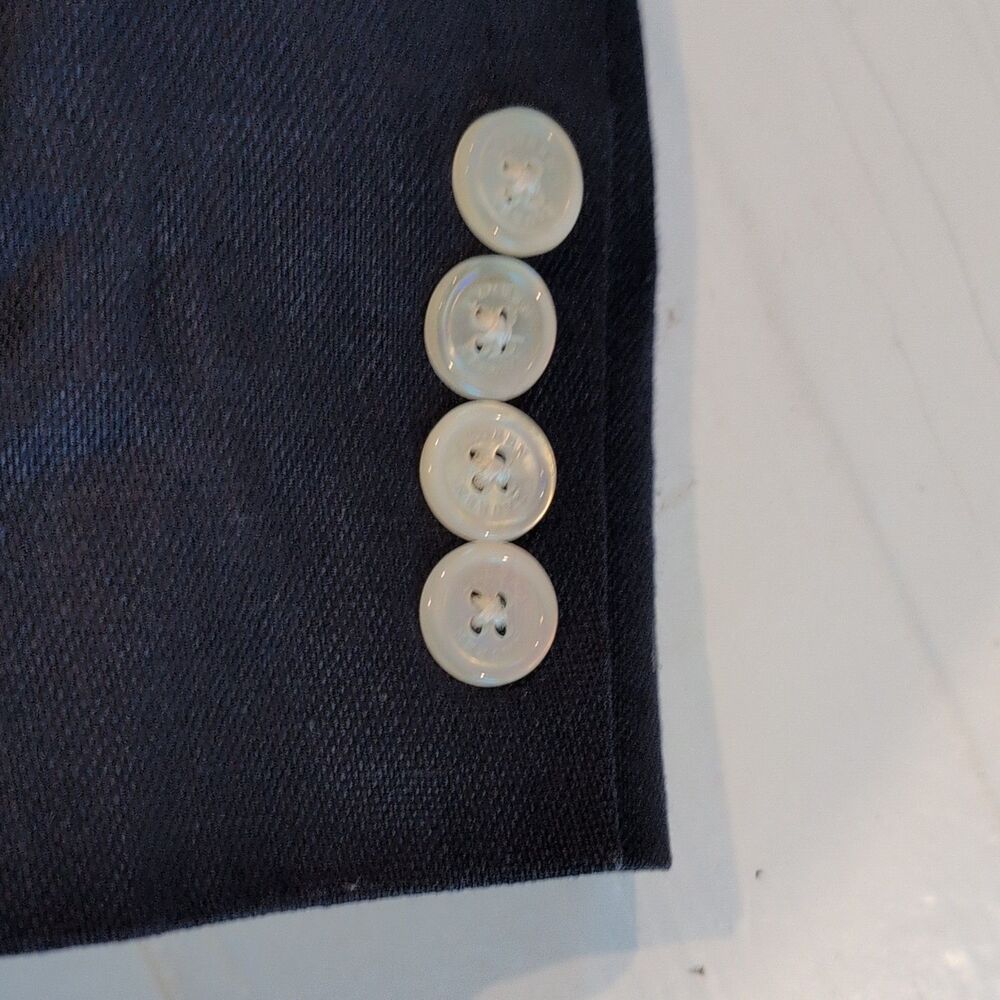 Ralph Lauren Navy Blazer Padded Shoulders Buttons Lined Preppy Old Money 8 - Picture 4 of 9